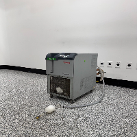 Thermo Scientific Neslab ThermoFlex 900 Recirculating Chiller image 1